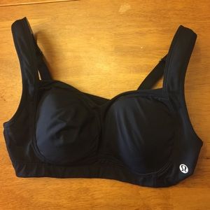 REDUCED 💗LULULEMON Sports Bra Ta Ta Tamer