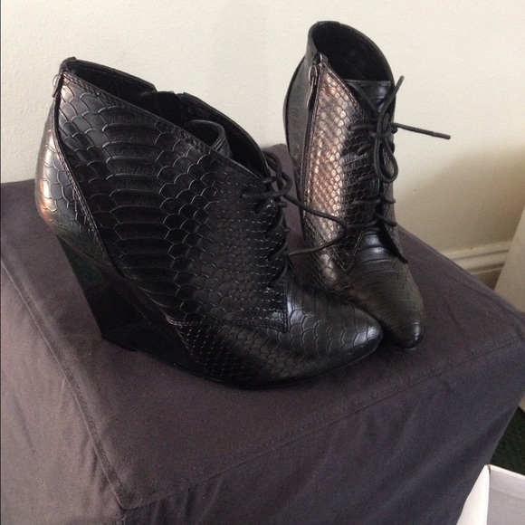 Takeout shoes fits like an 8