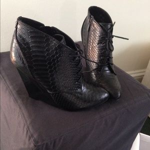 Takeout shoes fits like an 8