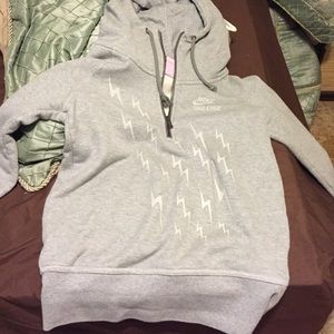 Nike 3/4 zip hoodie size small never worn