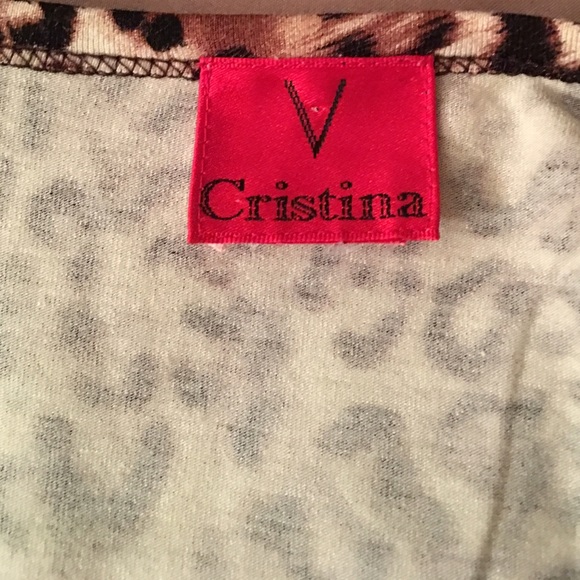 Cheetah Blouse 💕 - Picture 3 of 4