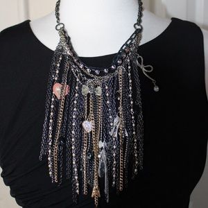 Edgy necklace