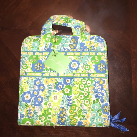 NWT Vera Bradley Organizer