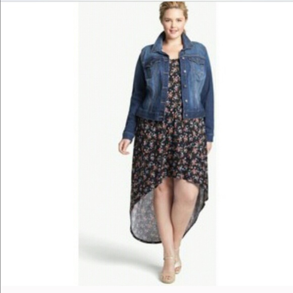 🔺SOLD🔺Denim Jacket 💕 - Picture 3 of 3