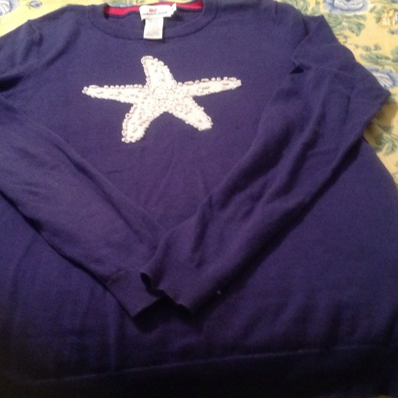 Never worn Vineyard Vines Starfish Sweater
