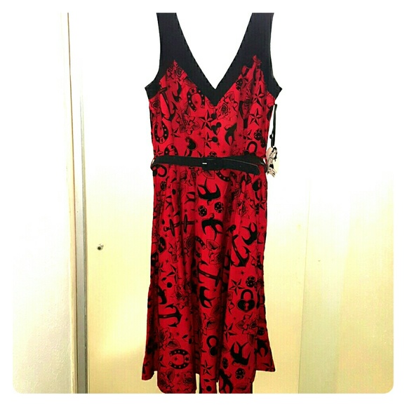 SOLD! Hell bunny pin up dress size large. NWT