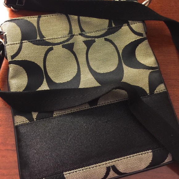 Women's Coach Cross body Purse