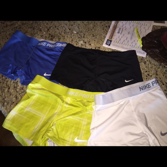 Nike combat pro