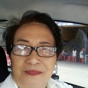 Meet your Posher, Ella