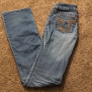 Light/dark wash jeans