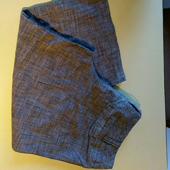 Grey capri