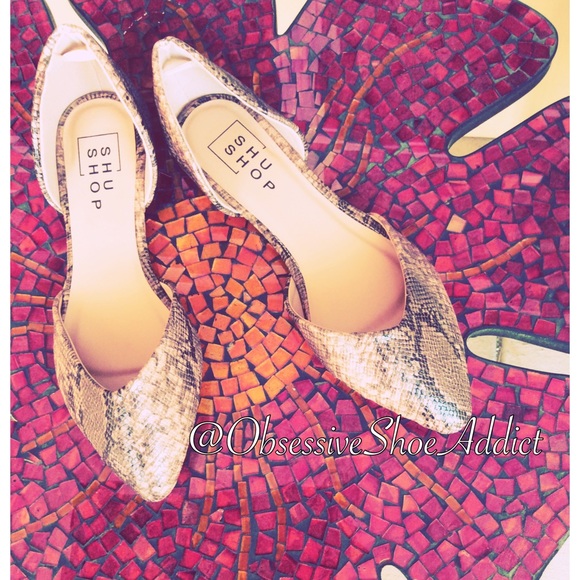 Natural Snake Flat - Picture 2 of 4