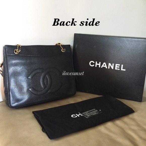❗️SOLD❗️Add’l pictures {CHANEL} Black Vintage Bag - Picture 2 of 4