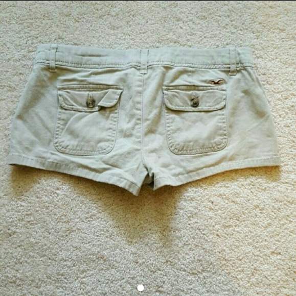 Hollister khaki shorts - Picture 2 of 4