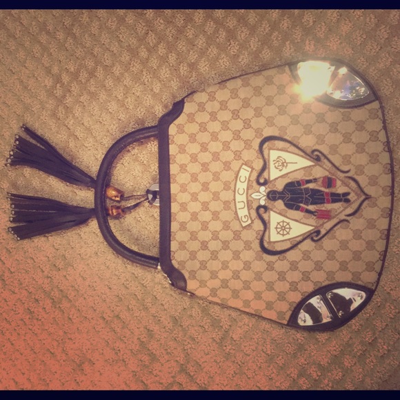 Gucci mid size bag