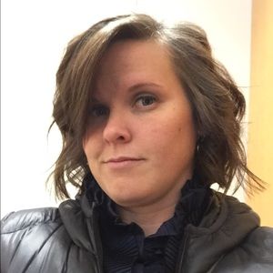 Meet your Posher, Cassandra