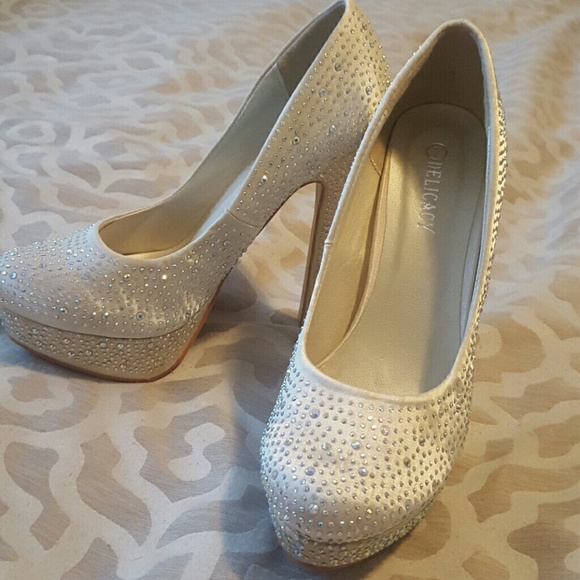 Off-white Heels - Picture 4 of 4