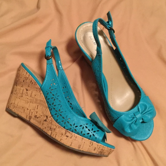 Wedges - Picture 2 of 3