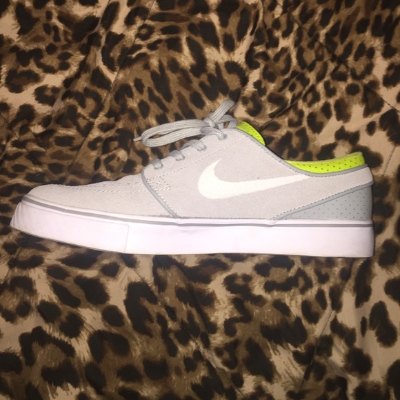 SOLD!Nike Janoski's