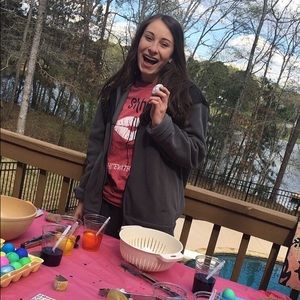 Meet your Posher, Olivia