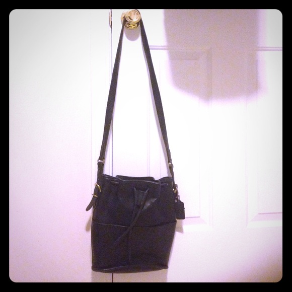 Vintage Coach bucket bag