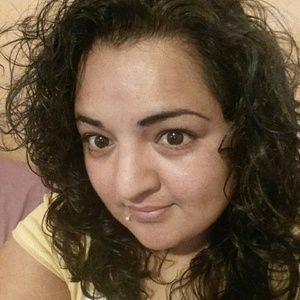 Meet your Posher, Karina