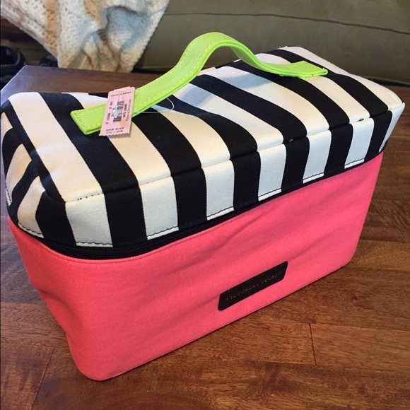Travel case Victoria Secret
