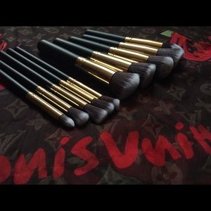 Kabuki Brushes