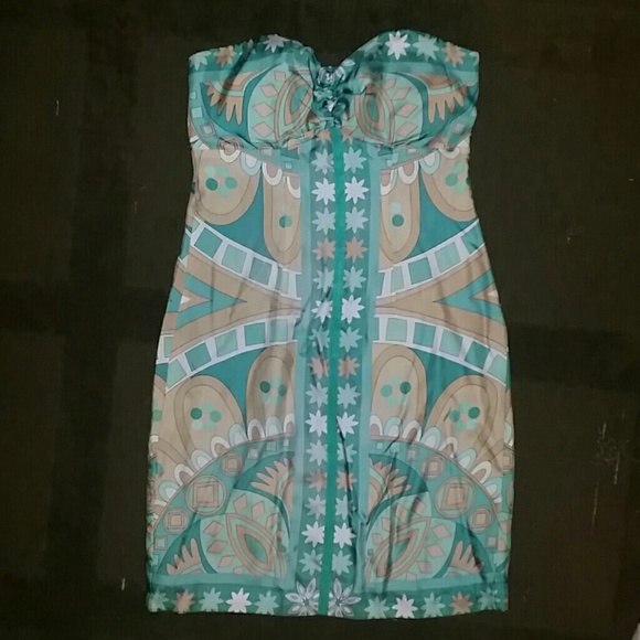 Medium Arden B strapless dress