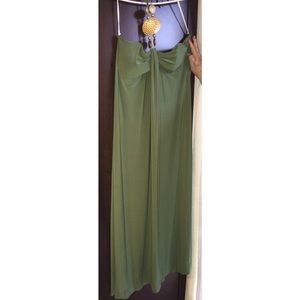 WORN ONCE Maxi dark green dress