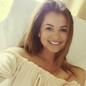 Meet your Posher, Brenna