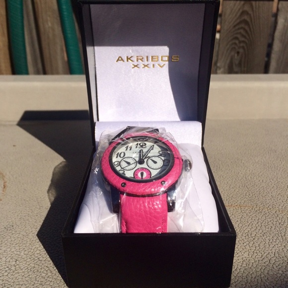 Akribos XXIV Women's Quartz Genuine Leather Watch