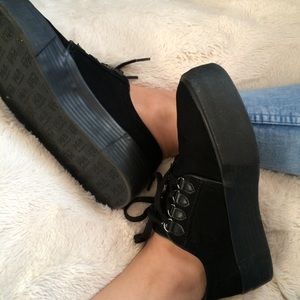 💕PLATFORM SNEAKERS PULL&BEAR SIZE 6 💕