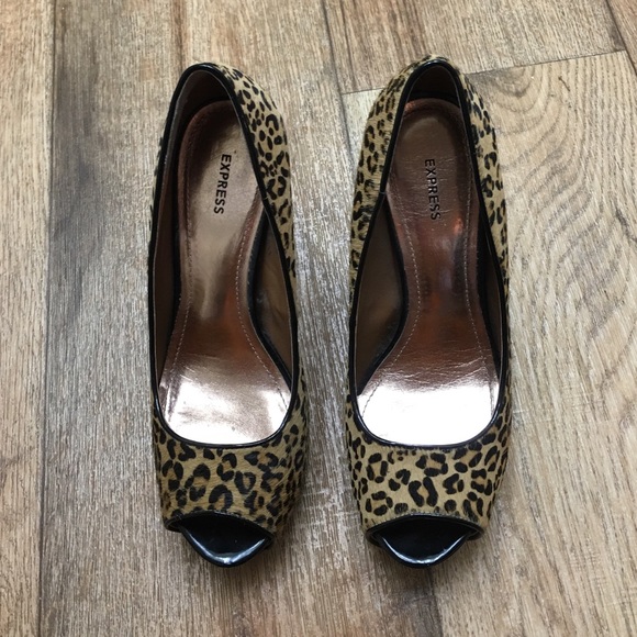 SOLD Genuine hair calf express pumps 7.5