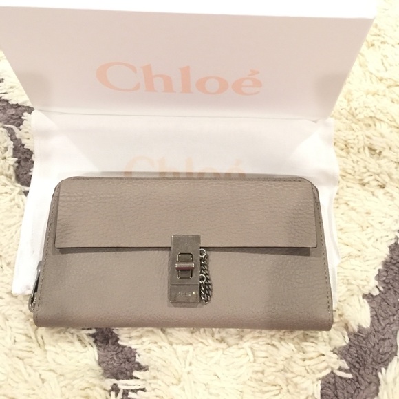 🚫SOLD🚫Chloe Drew Wallet - Picture 2 of 6
