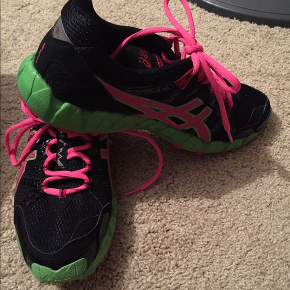 Asics gently used tennis shoes.