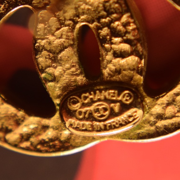 Chanel logo crystal earrings - Picture 2 of 4