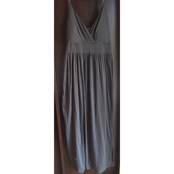 NEVER WORN gray maxi spaghetti strap dress