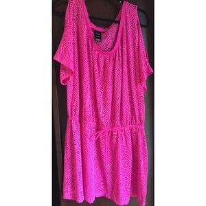 NEVER WORN Swim cover up