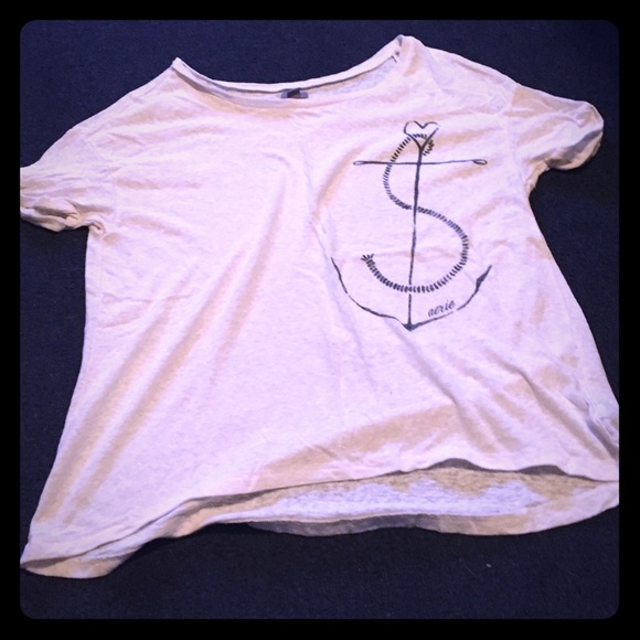 Like new Aerie anchor tshirt