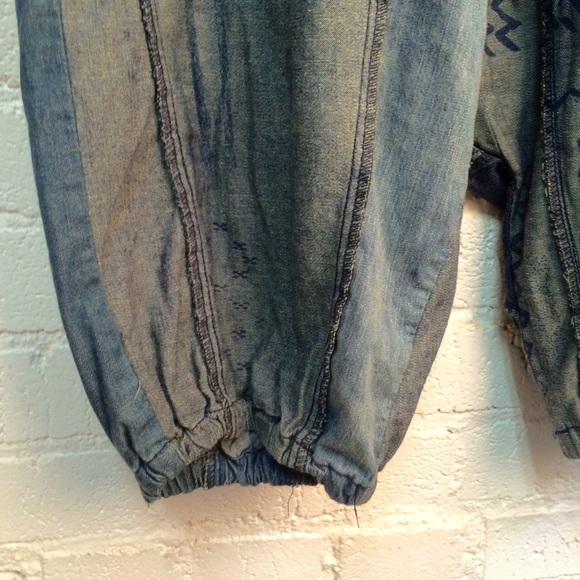 Pants - Picture 3 of 4