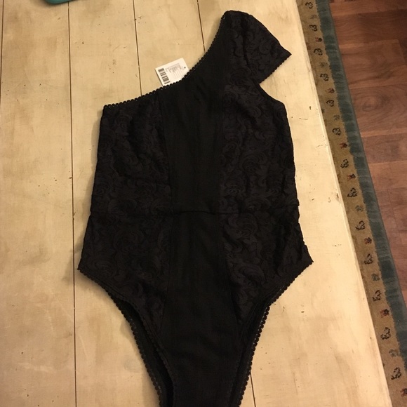 NWT one shoulder body suit - Picture 2 of 3