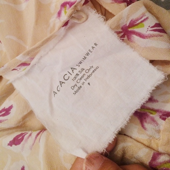 🌸SOLD🌸 Acacia Swimwear Tortolla Dress - Picture 3 of 3