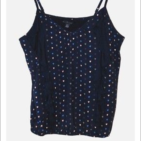 ❤️❤️Hearts and Ruffles Top❤️❤️