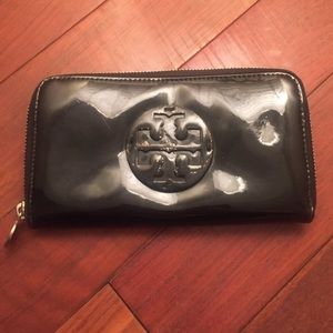 Tory Burch Continental Wallet