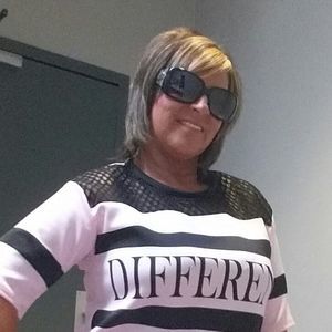 Meet your Posher, Stacey