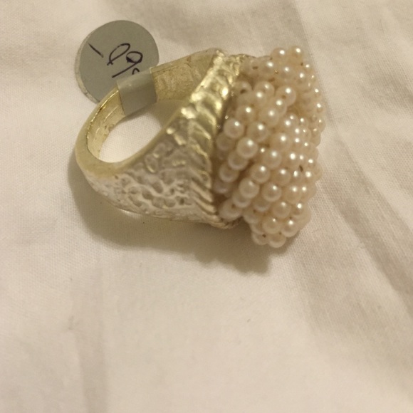 Pearl Cocktail Ring - Picture 2 of 3