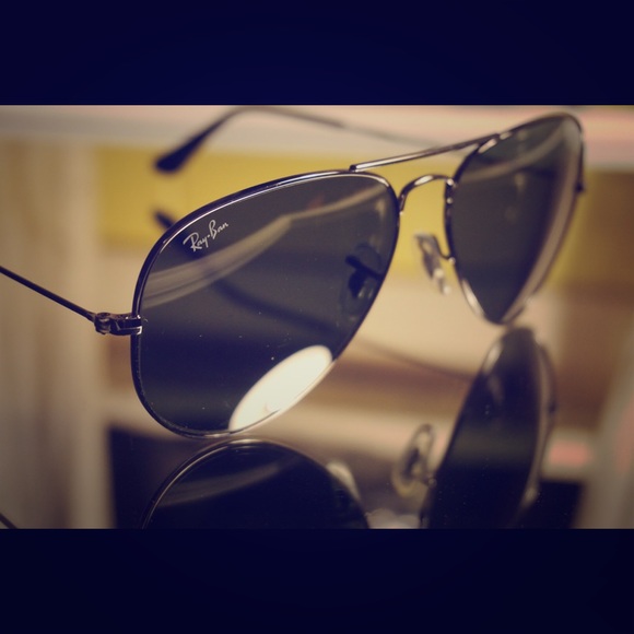 Ray-Ban Accessories - Ray Ban Aviator Classic gunmetal frame. Bundle=20%