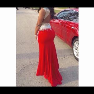 Beautiful Red Prom Dress!! 😍