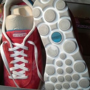 Skechers sport memory foam shoes